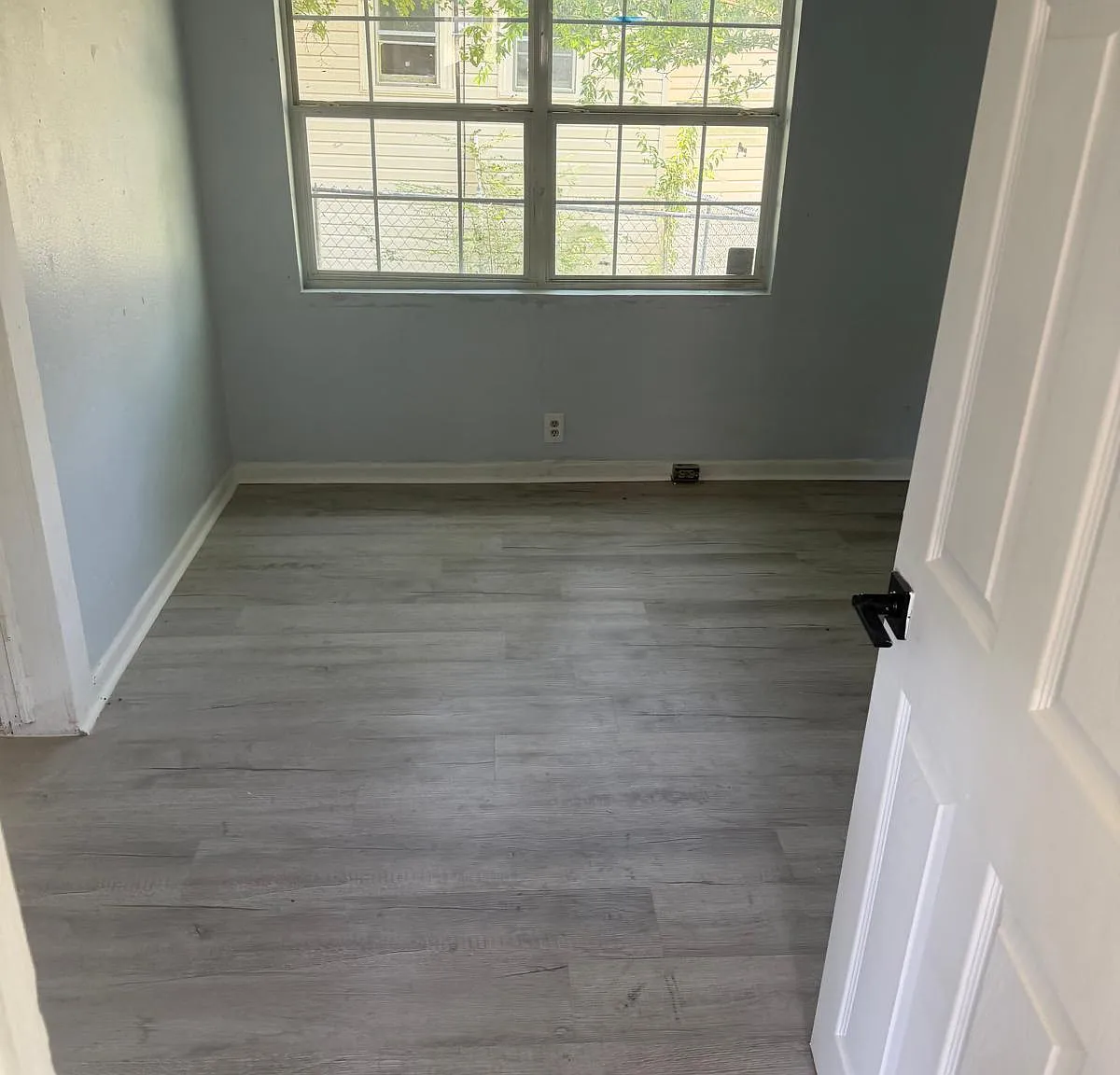 2 bed, 690 sqft, $900 — Photo 3