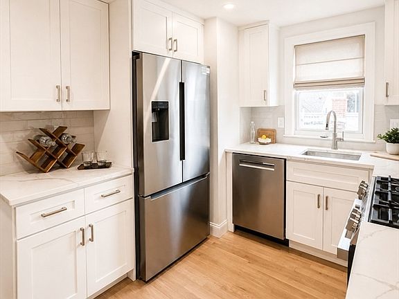 3rd image of 85 School St #3