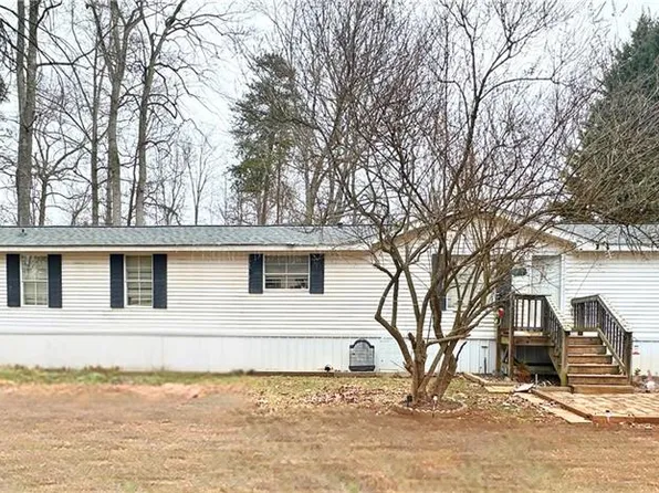 118 Austine Ln, Advance, NC 27006