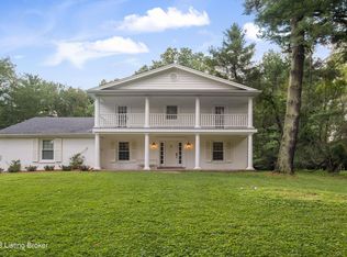 2307 Evergreen Rd, Anchorage, KY 40223