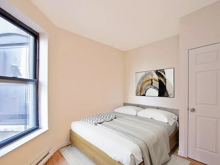 251 W 109th St #3C — Photo 3
