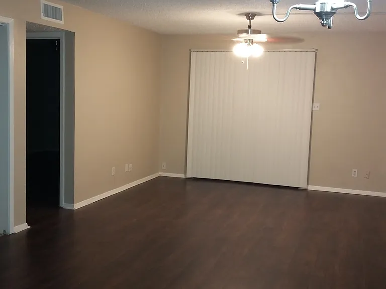 1813 Westminster St #201 — Photo 5