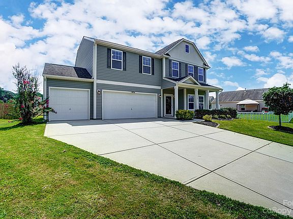 2nd image of 112 Aiden Farm Ct