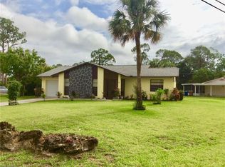 300 Greenwood Ave, Lehigh Acres, FL 33936