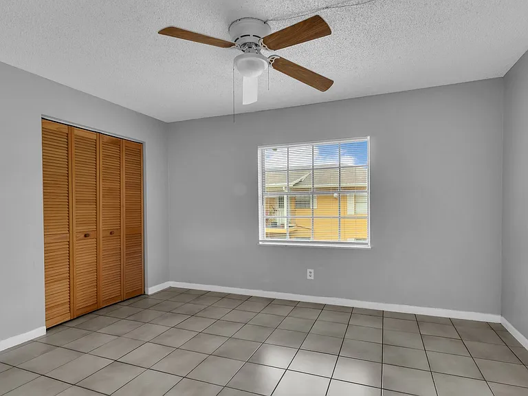 1629 W Oak Ridge Rd #D — Photo 13