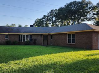 1233 Scots Gln, Jackson, MS 39204