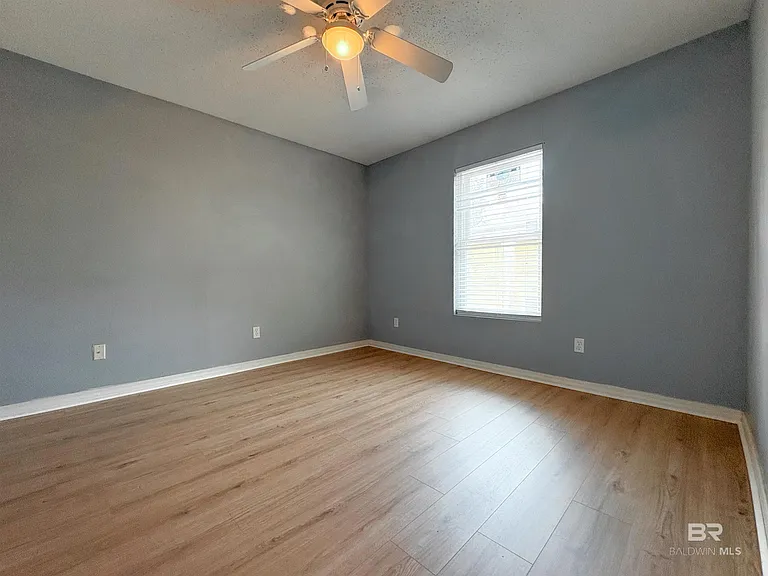 5652 Dee St #A — Photo 21