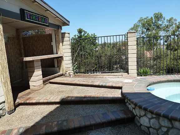 5th image of 2758 Cape Dr
