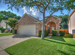 2221 Wembley Wood Ln, Bedford, TX 76022