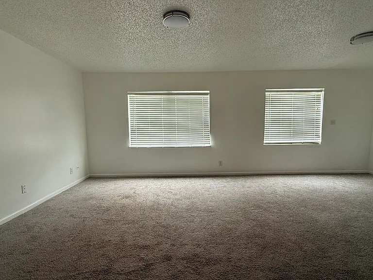 1000 S Semoran Blvd #706 — Photo 18