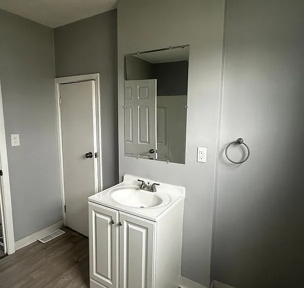 8113 Platt Ave — Photo 11