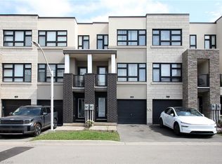 1121 Cooke Blvd #76, Burlington, ON L7T 0C4