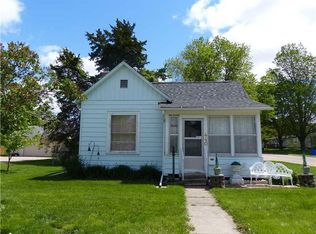 440 26th St, Marion, IA 52302