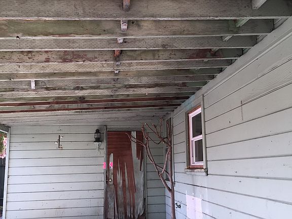 4th image of 1177 Westwood St