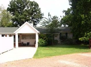 9319 River Ln, River Ridge, LA 70123