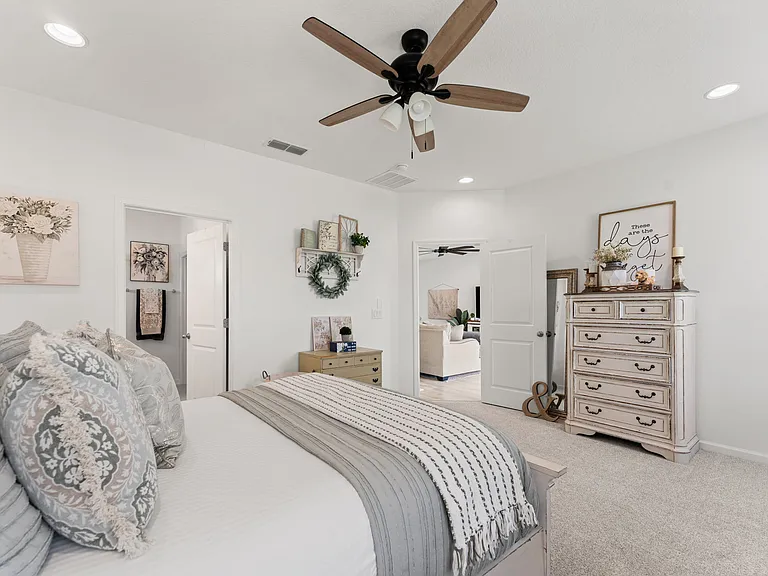535 Silver Landing Dr — Photo 12