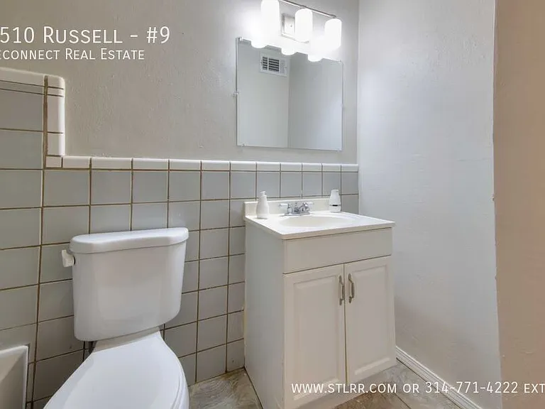 3510 Russell Blvd #9 — Photo 7