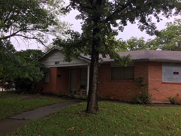 2nd image of 2817 Holiday Dr
