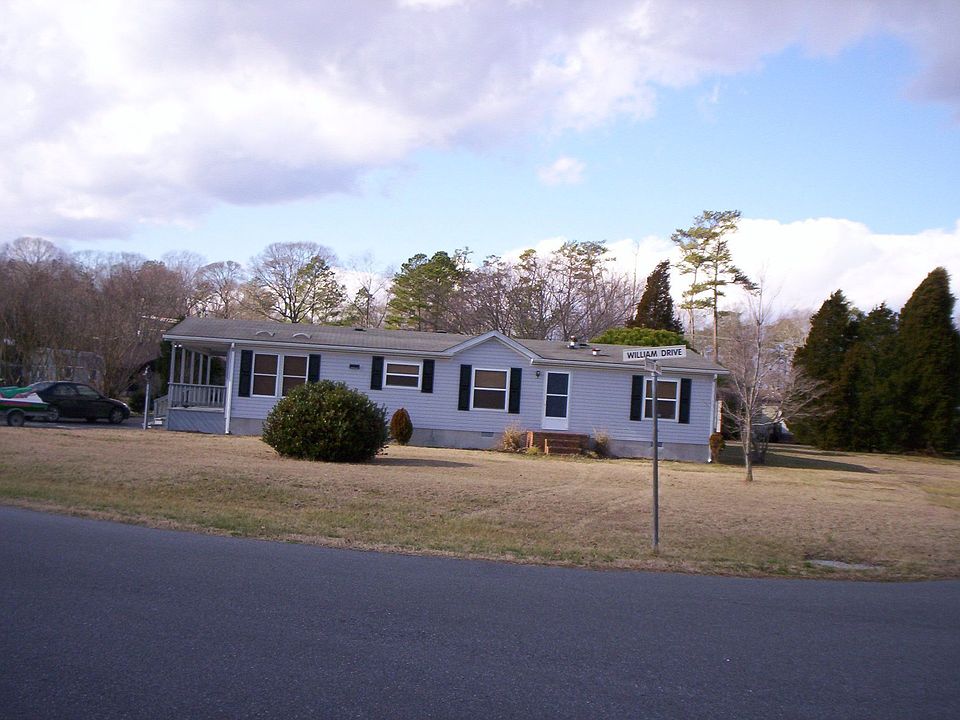 1st image of 102 William Dr