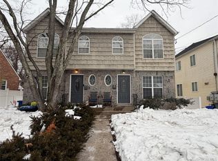 62A Linwood Rd N, Pt Washington, NY 11050