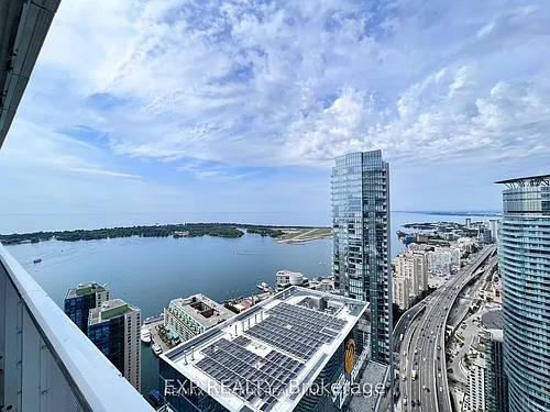 100 Harbour St #6302 Photo 1