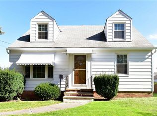 5067 W 7th St, Brooklyn Heights, OH 44131