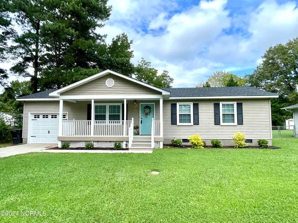 813 Briarwood Road, Elizabeth City, NC 27909