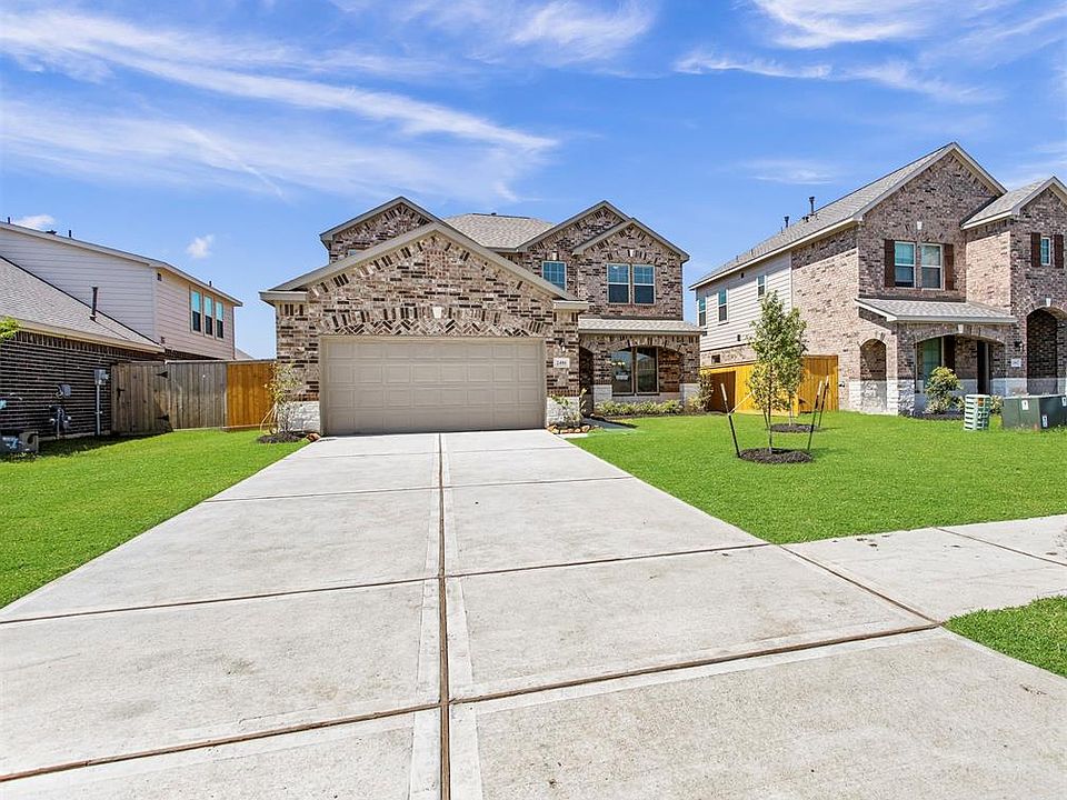 1st image of 2406 Volterra Lake Dr