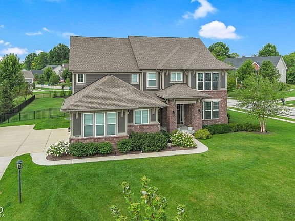 3rd image of 5115 Rollingstone Ct