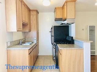 1552 Brockton Ave APT 1, West Los Angeles, CA 90025