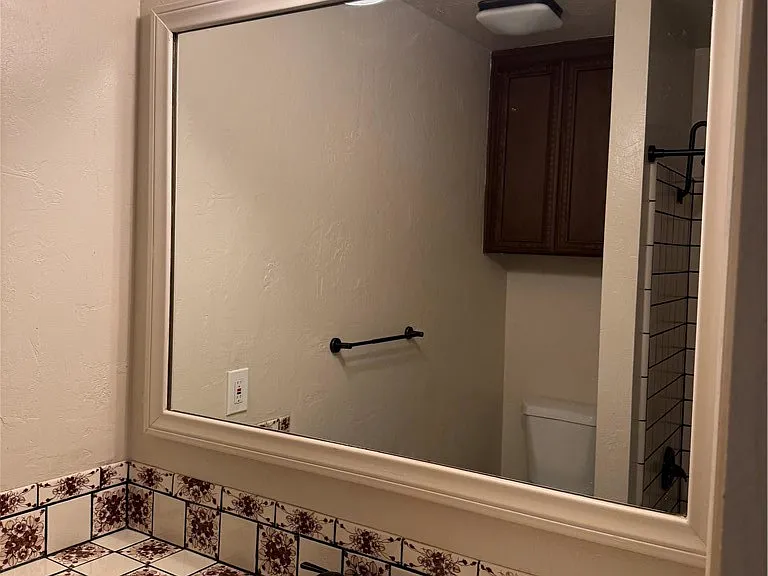1338 Joy Rd — Photo 12