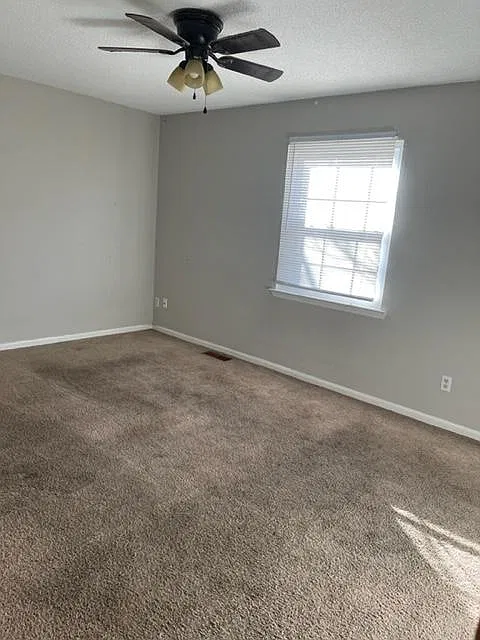 2 bed, 1.5 bath, 1178 sqft, $1,450 — Photo 2