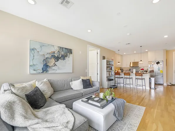 15 Somerset Lane image 21 of 31