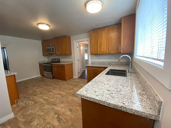 5th image of 817 23rd Ave #78e2278ac