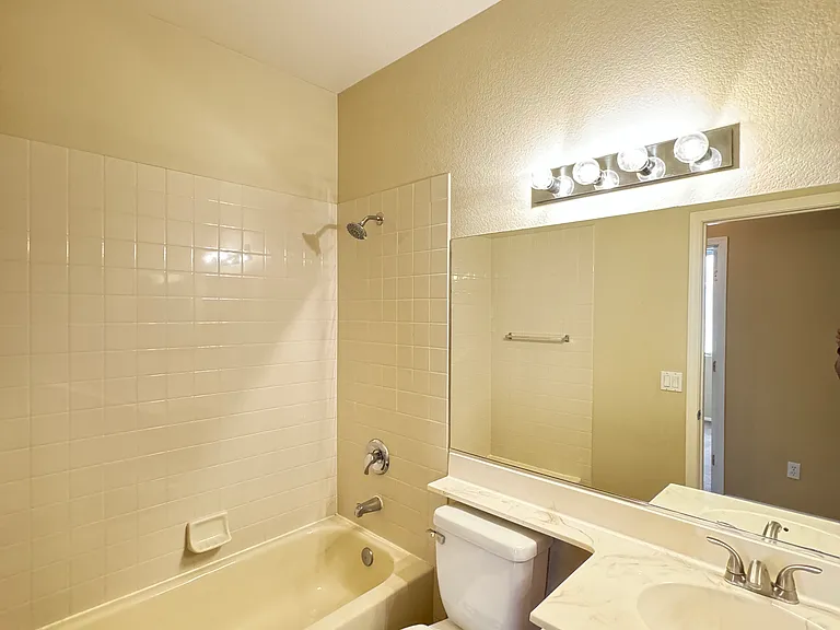 10724 Windrose Point Ave — Photo 15