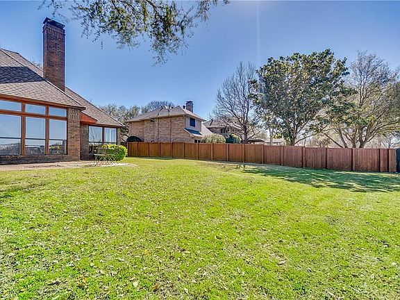 3rd image of 2903 Saint Andrews Dr