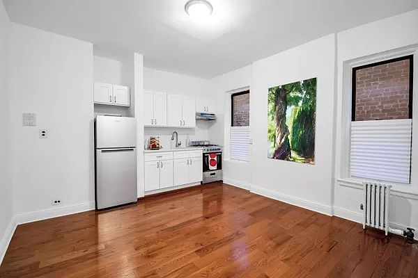1st image of 94 Hamilton Pl APT 4E