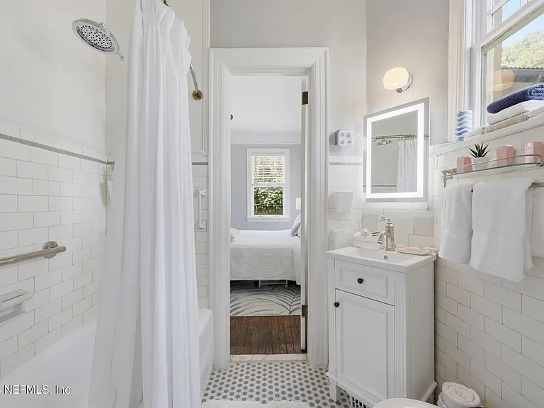 1786 Challen Ave #2 — Photo 24