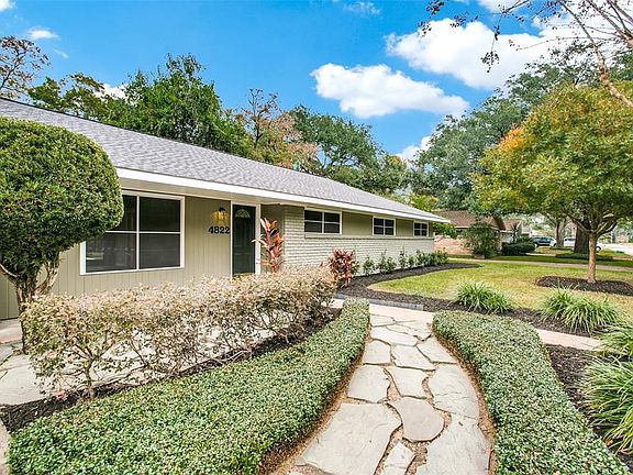 3rd image of 4822 Stillbrooke Dr