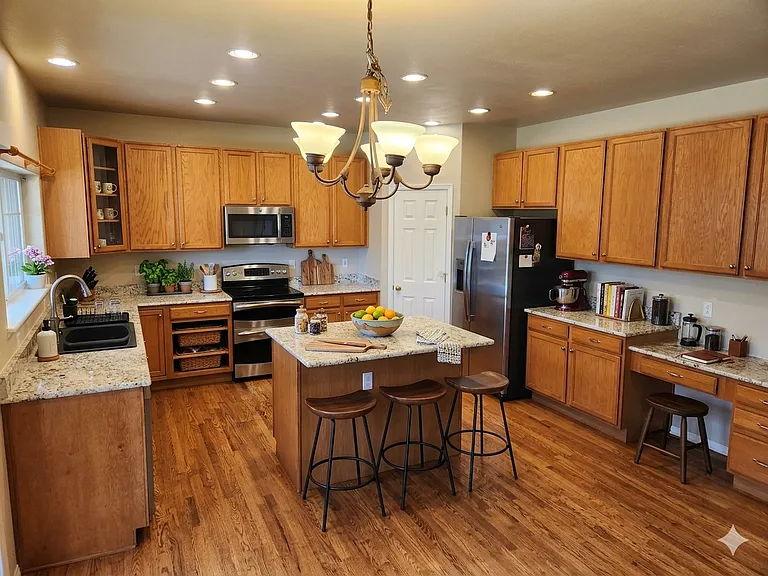 Kitchen-Main Level (2)