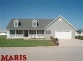 782 Oakmont Ln, Union, MO 63084