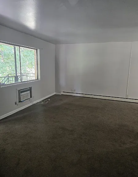 550 Harding Pl #F120 — Photo 2