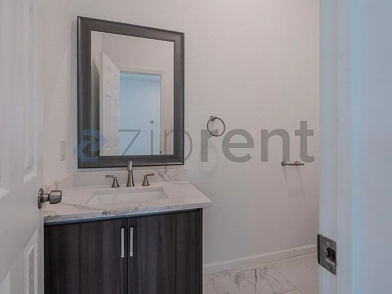 4123 Avenue M 1/2 — Photo 24