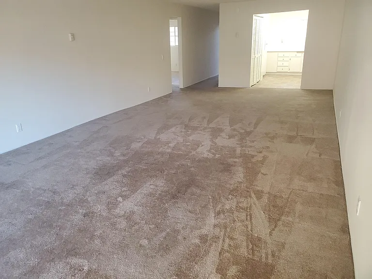 2522 Clairemont Dr #103 — Photo 5