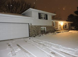 2541 Laurel Ct, Dyer, IN 46311