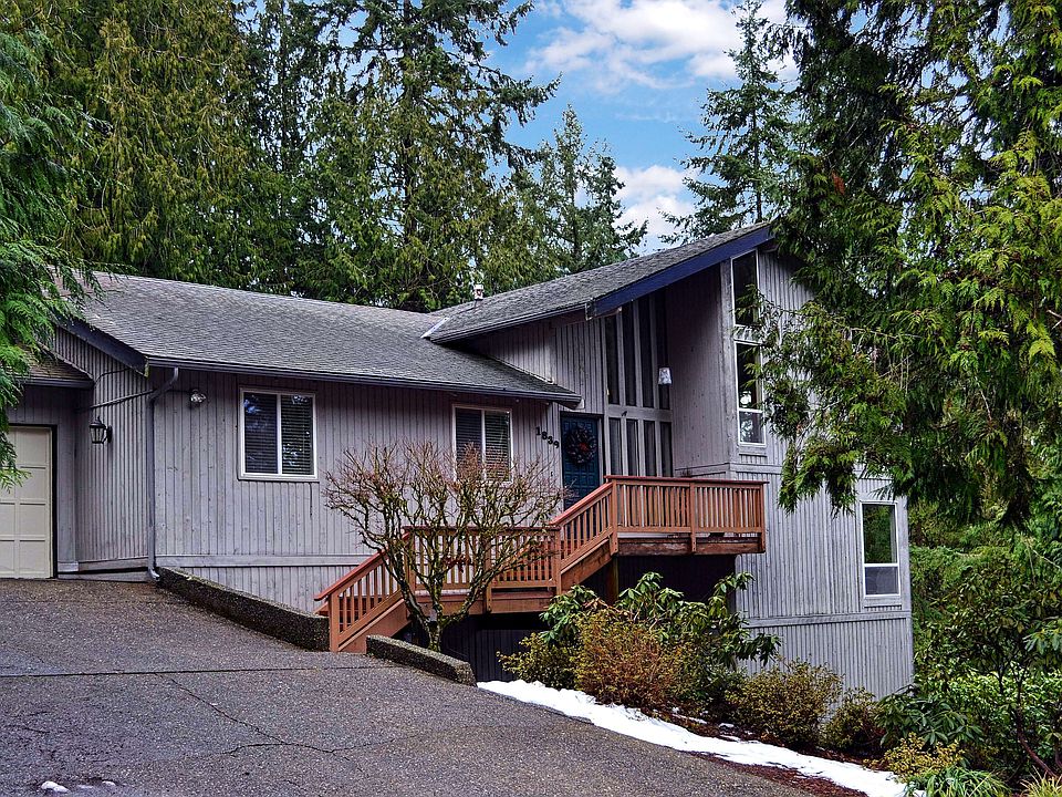 1st image of 1839 220th Pl NE