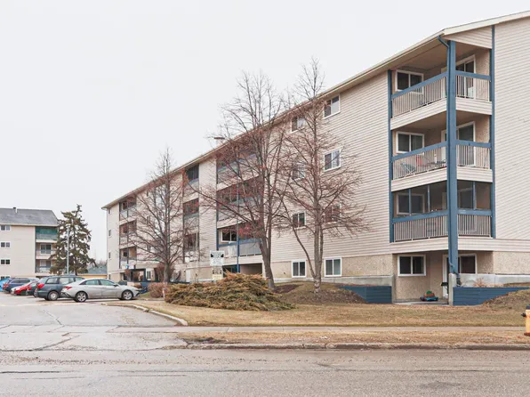 2628 Mill Woods Rd E #303, Edmonton, AB T6K 4A6