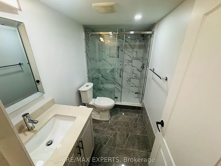 117 Baffin Cres — Photo 7
