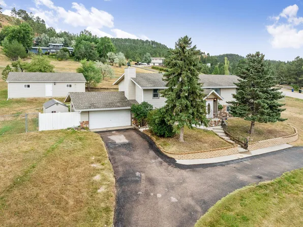 2502 Spring Brook Rd, Rapid City, SD 57702