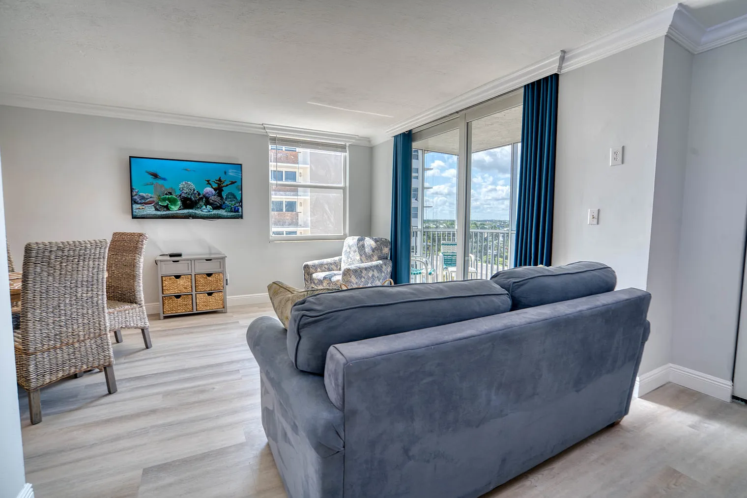 1 bed, 1.0 bath, 505 sqft, $2,914 — Photo 2